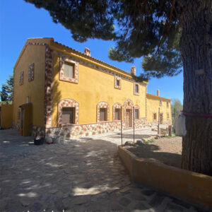 Cortijo en Campo de Caniles